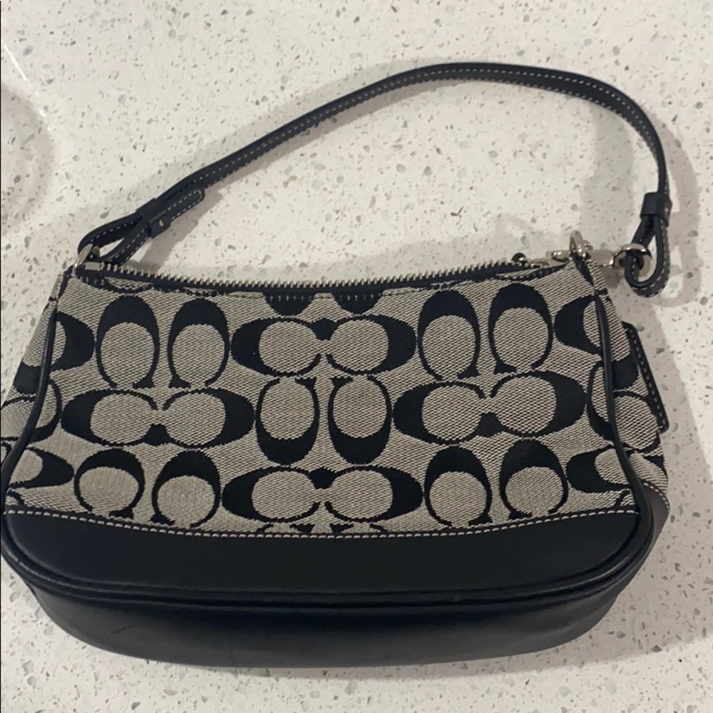 NEVER USED Small COACH Purse